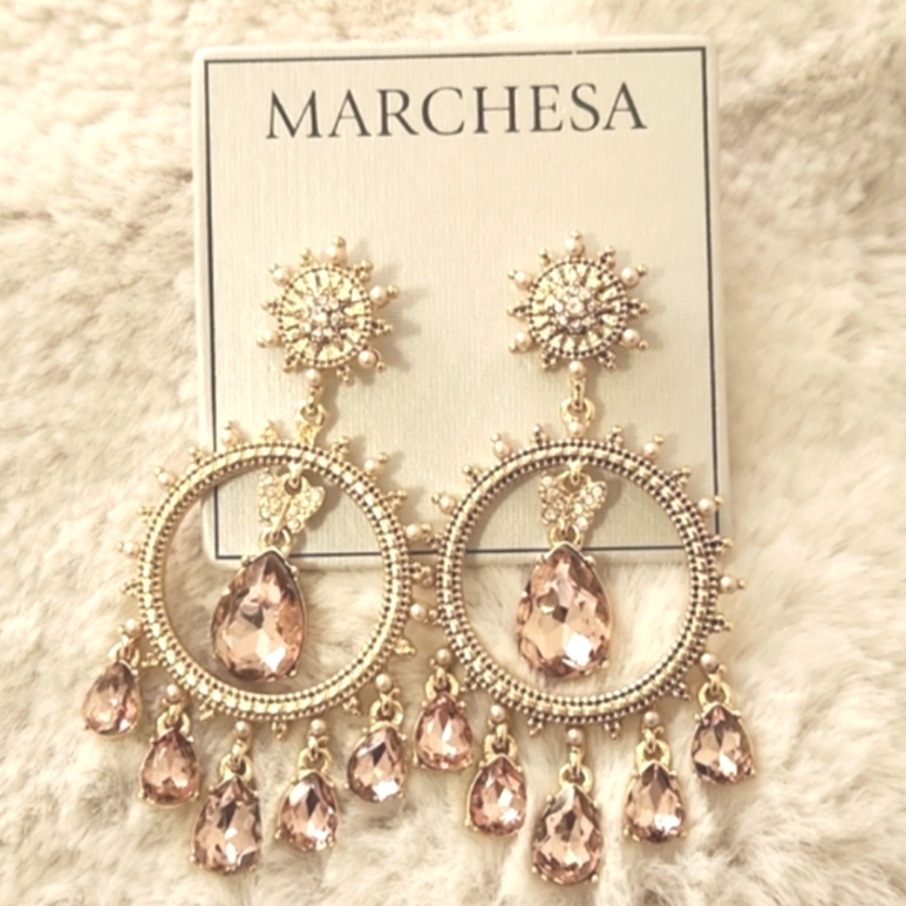 NWT Gorgeous Marchesa Elegant Gold and Pink Crystal Chandelier Earrings.
